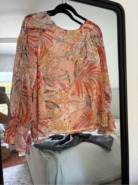 Entro  beautiful Peach with pastels  Sheer Blouson Top.